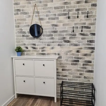 Sky Flats With Parking *