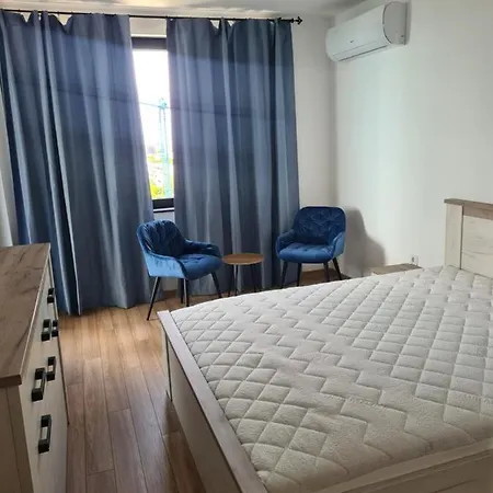 Апартамент Sky Flats With Parking *