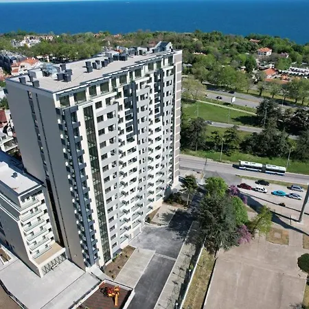 Sky Flats With Parking * Varna