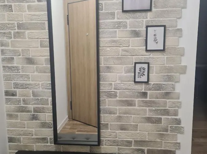 Sky Flats With Parking 아파트