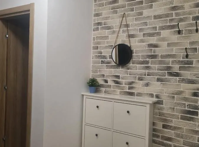 Sky Flats With Parking 바르나